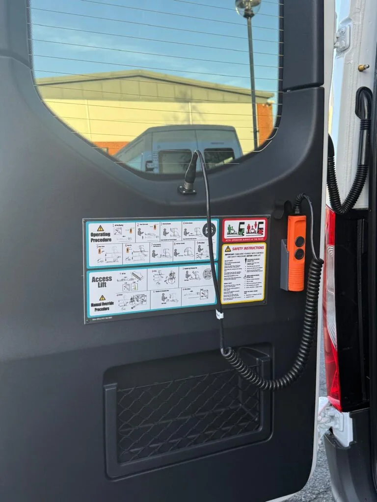 Rear-access lift controls and operating instructions