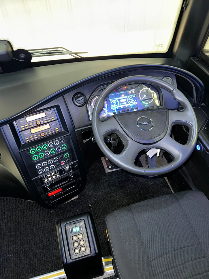 Right-hand-drive cockpit and controls of the Grand Toro II