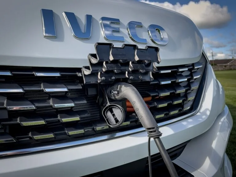 Charging connector attached to the Iveco eDaily