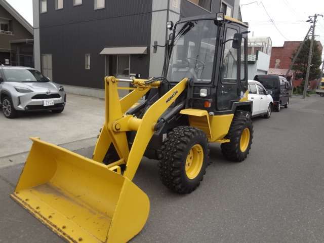 KOMATSU WA30-5E WHEEL LOADER