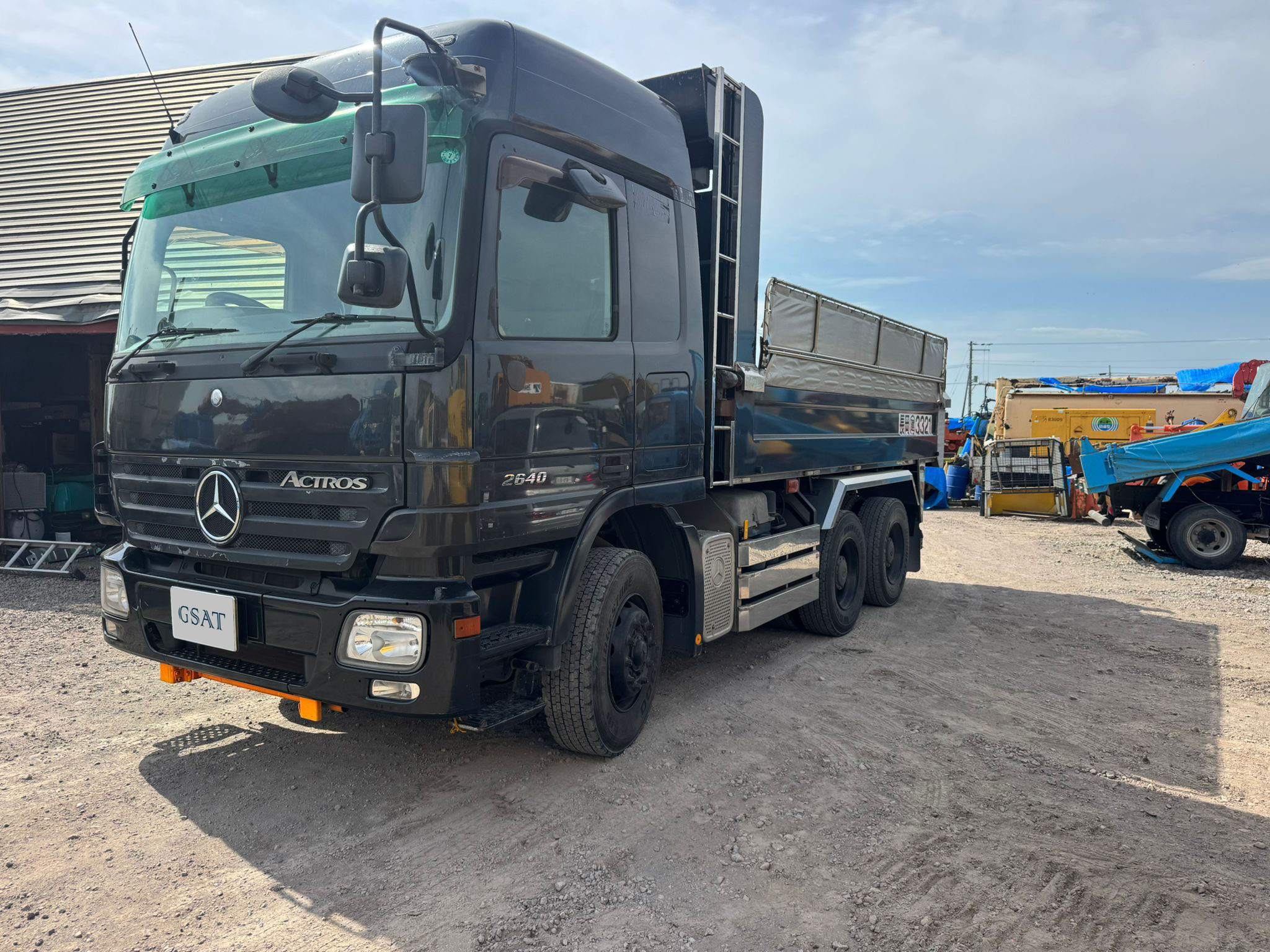  2004 MERCEDES-BENZ ACTROS 2640 | 10 TON DUMP TRUCK 