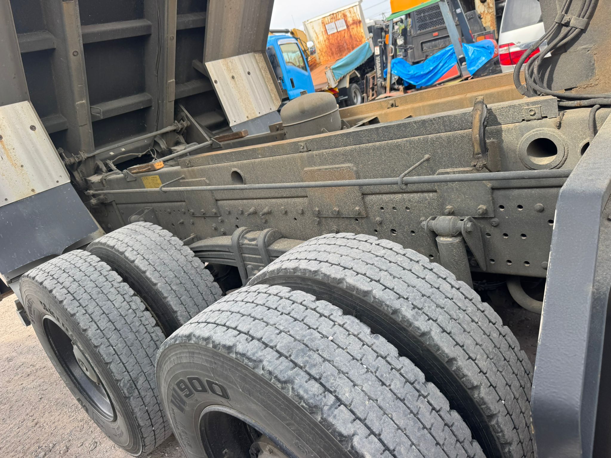  2004 MERCEDES-BENZ ACTROS 2640 | 10 TON DUMP TRUCK  for export from Japan