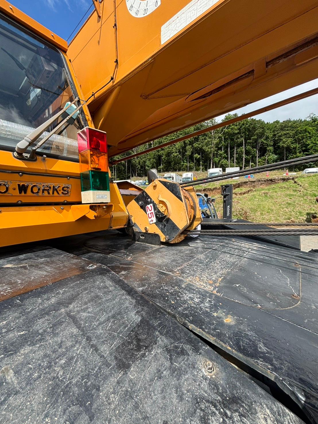 1992 KATO SR-250 25-Ton Rough Terrain Crane for export from Japan