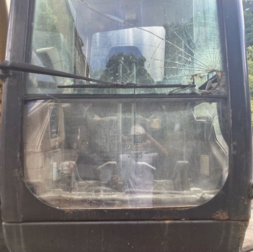 2004 Caterpillar CAT 320C Excavator | 5,611 HRS | Japan Stock for export from Japan