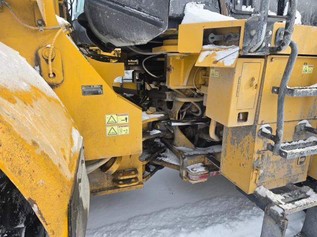 2011 CAT Wheel loader Due in Place/Due in Date OVERSEAS / Goods receipt Type 966H Wheel Loader for export from Japan