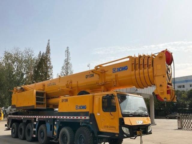 2013 XCMG QY130K Crane,Machinery