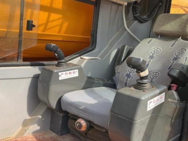 2013 XCMG QY130K Crane,Machinery