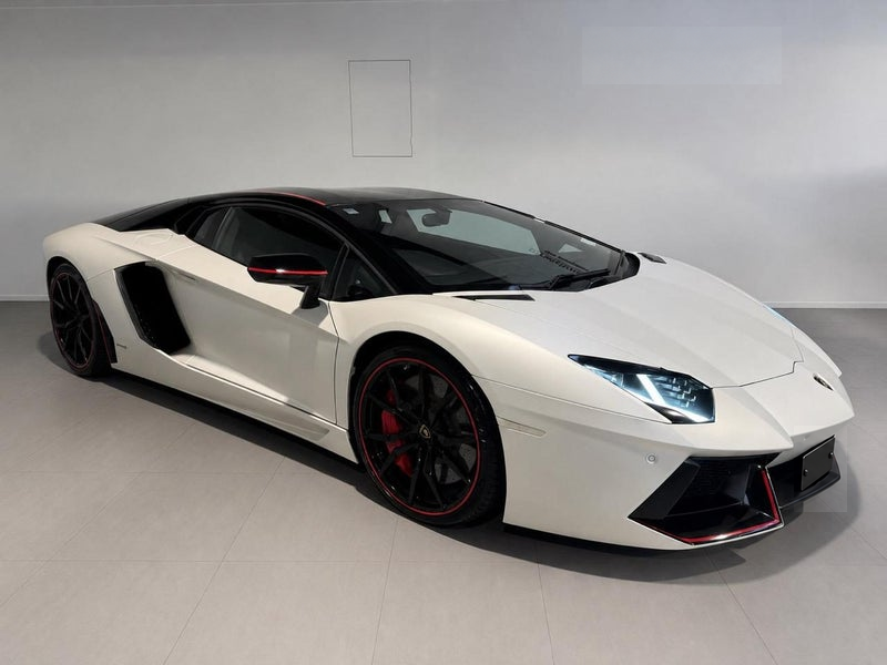 2015 Lamborghini Aventador LP700-4 Pirelli Limited Edition for export from Japan