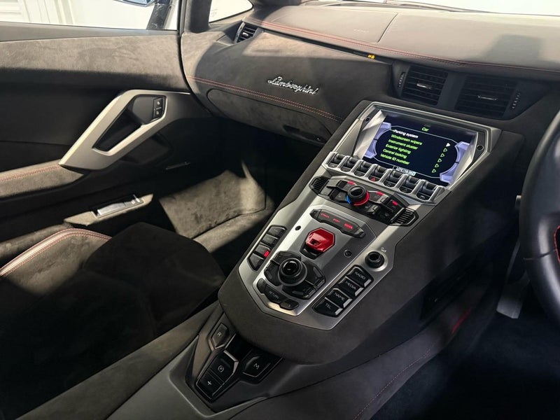 2015 Lamborghini Aventador LP700-4 Pirelli Limited Edition for export from Japan