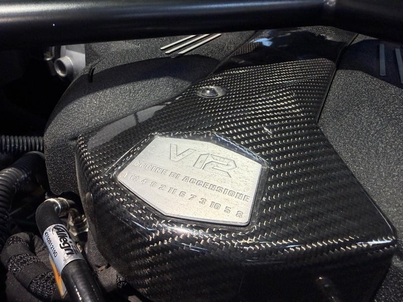 2015 Lamborghini Aventador LP700-4 Pirelli Limited Edition for export from Japan