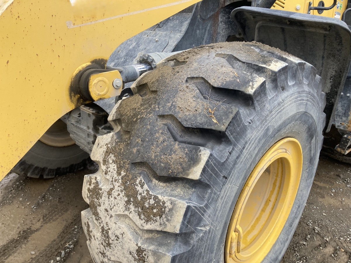 2017 Komatsu WA380-8 Wheel Loader | Japan Stock | 12,049.4 HRS for export from Japan