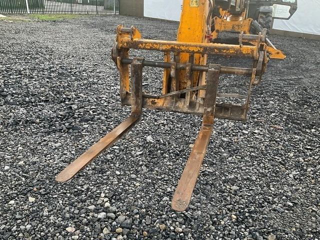 2019 JCB 540-180 Machinery for export from Japan