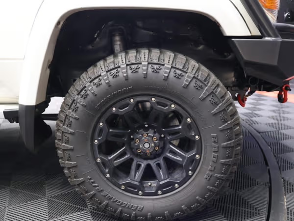 2020 Toyota Land Cruiser 79 LX V8 / 4.5D Double Cab RHD for export from Japan