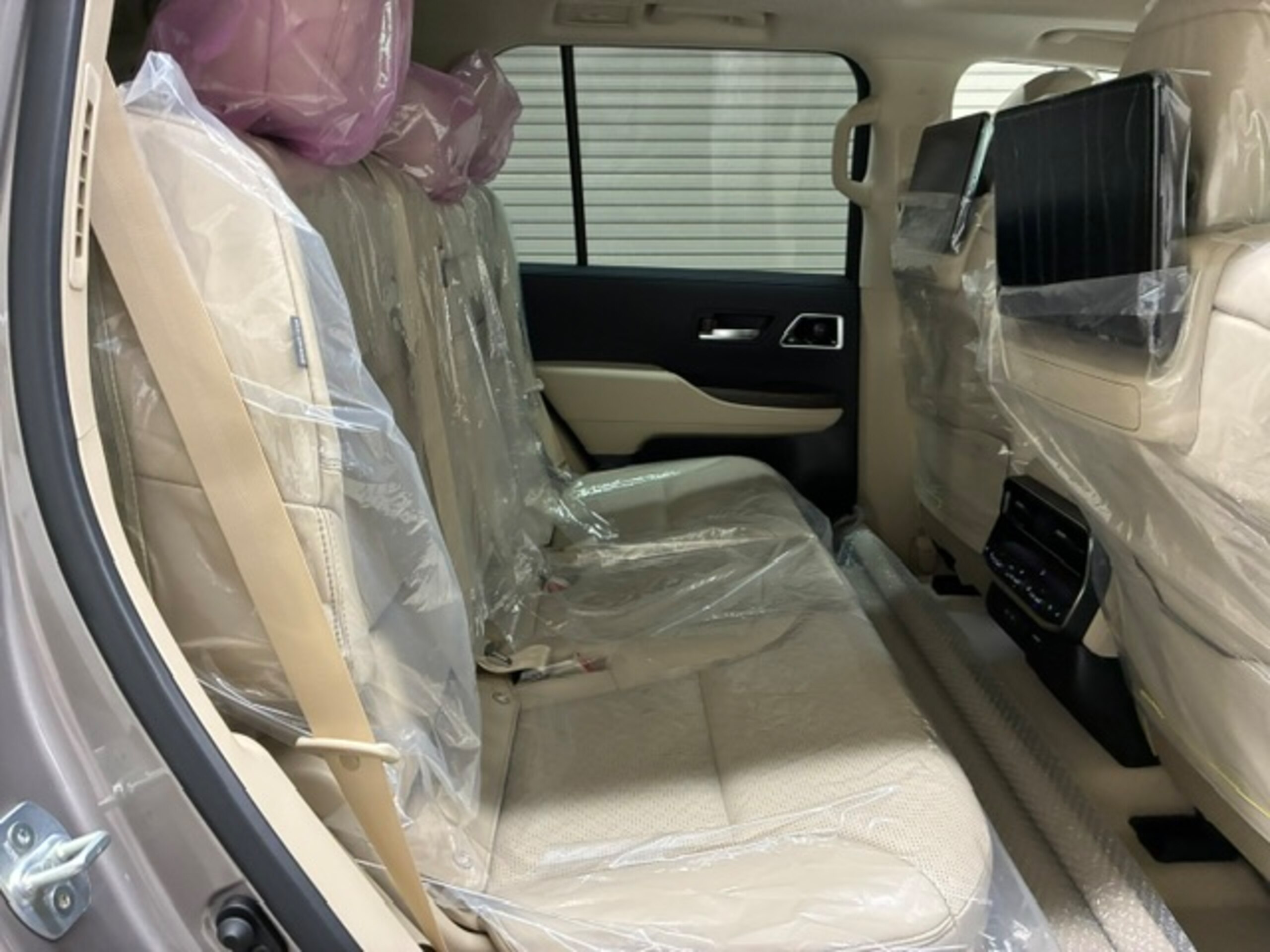 2025 Toyota Land Cruiser 300 3.5 ZX 4WD for export from Japan