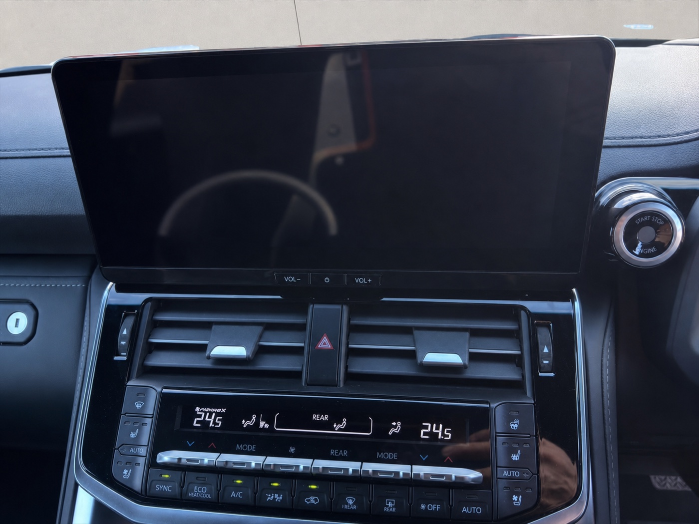 2025 Toyota Land Cruiser 300 GR Sport 3.5L Twin-Turbo for export from Japan