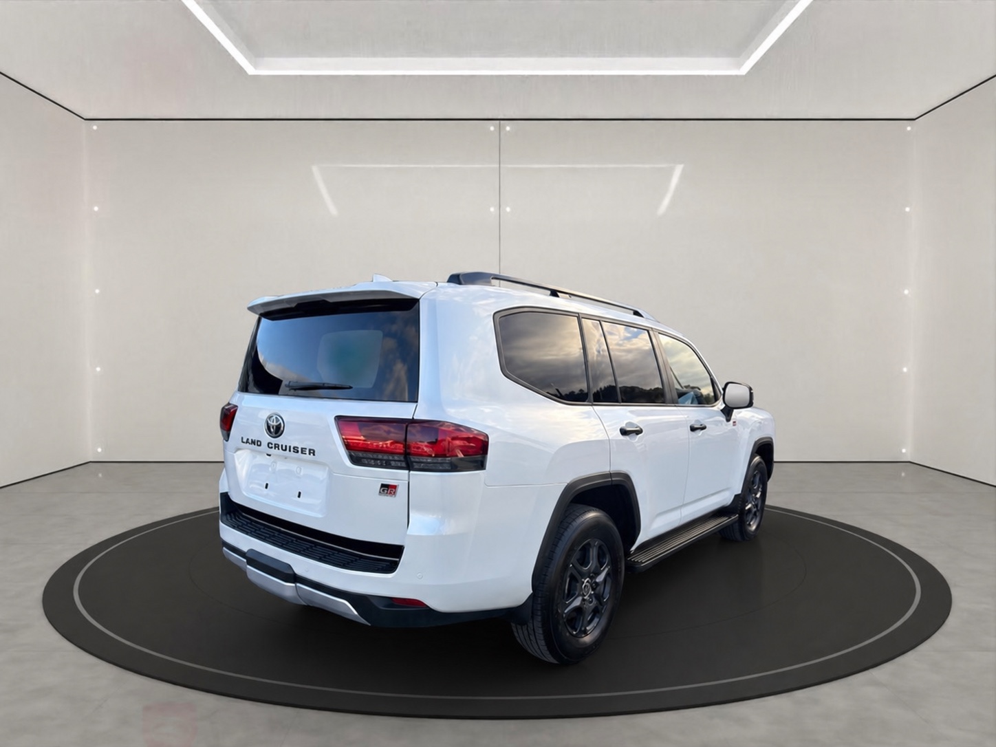 2025 Toyota Land Cruiser 300 GR Sport 3.5L Twin-Turbo for export from Japan