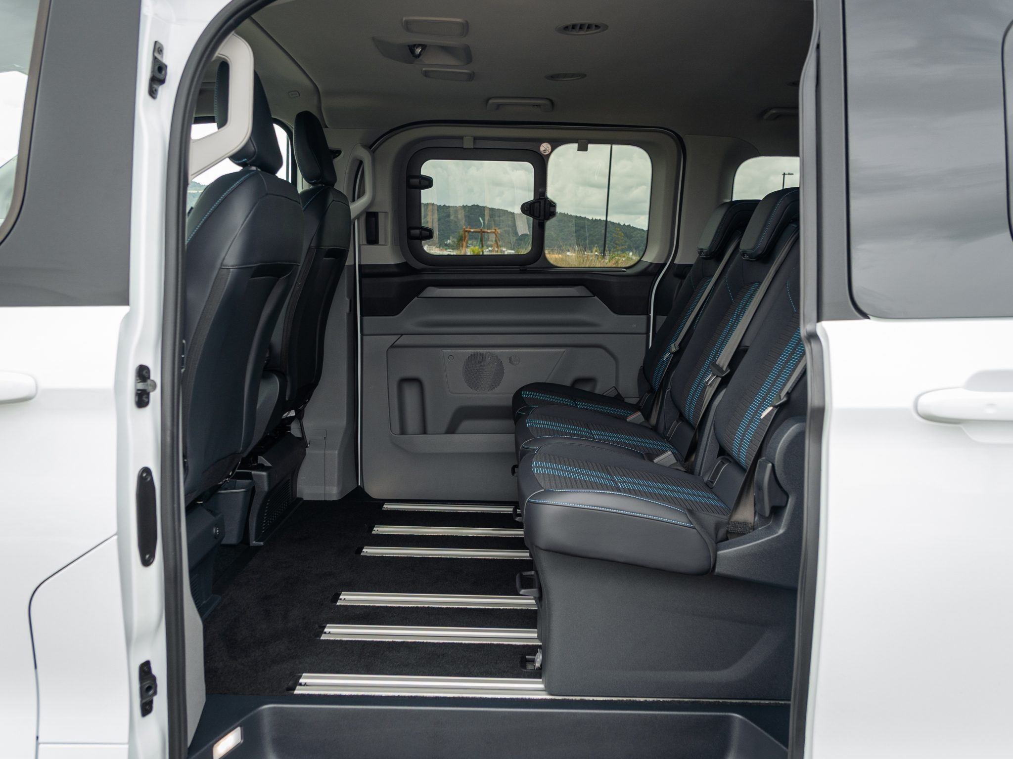 2026 Ford Transit Tourneo 320L Sport AWD 8-Seater for export from Japan