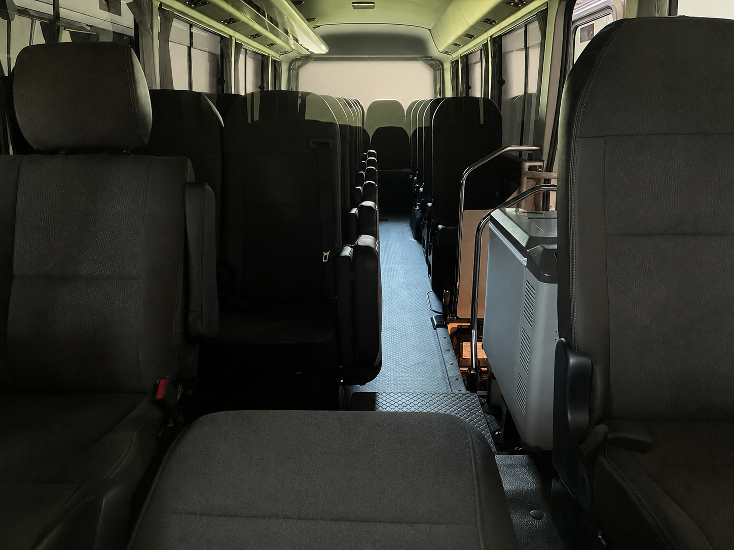 2026 Hino Liesse II EX 28-Seater Toyota Coaster OEM with Refrigerator for export from Japan