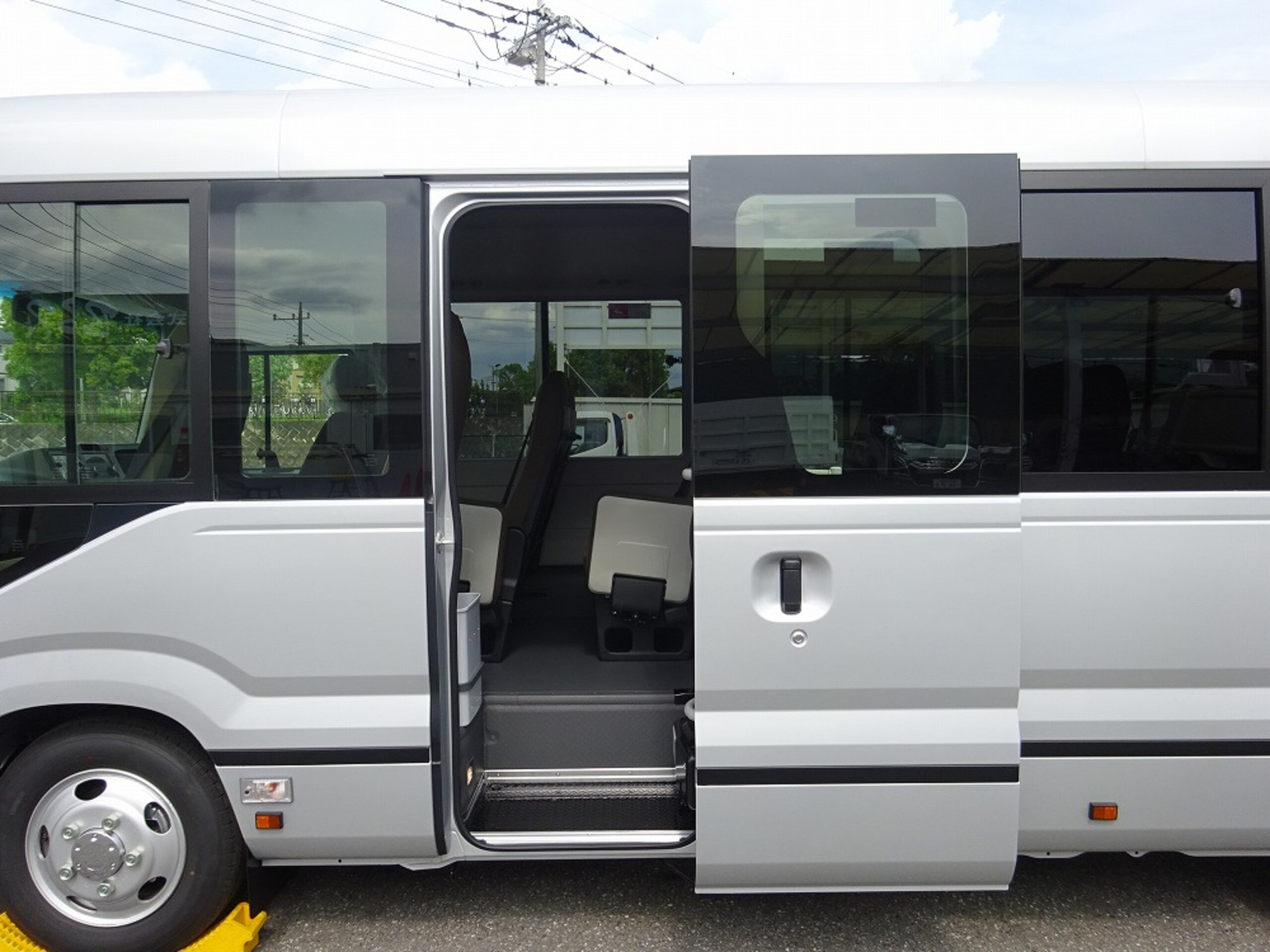 2026 Hino Liesse II GX Long 29-Seater Toyota Coaster OEM for export from Japan