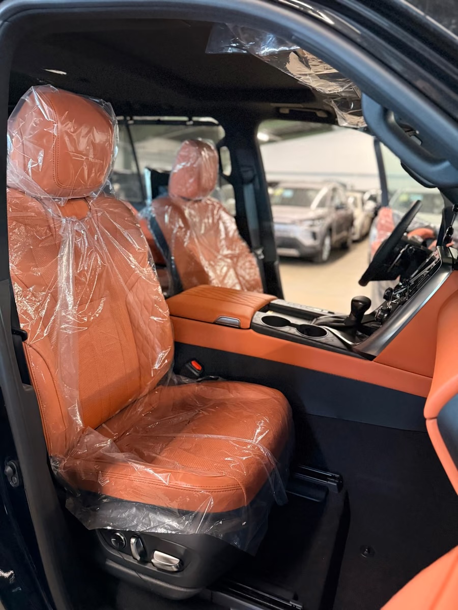 2026 Lexus LX 500d VIP 4-Seater / 3.3L Twin-Turbo Diesel AWD for export from Japan