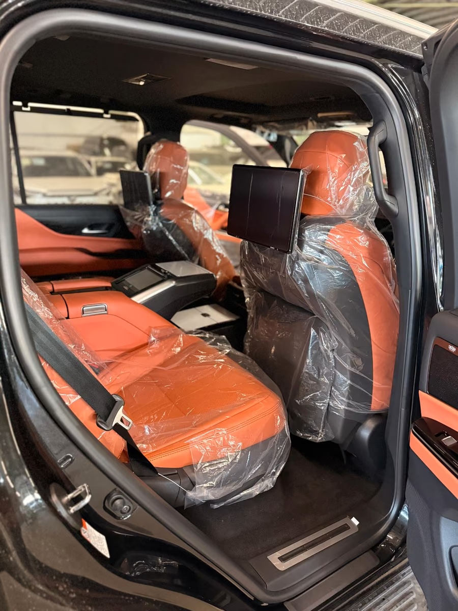 2026 Lexus LX 500d VIP 4-Seater / 3.3L Twin-Turbo Diesel AWD for export from Japan