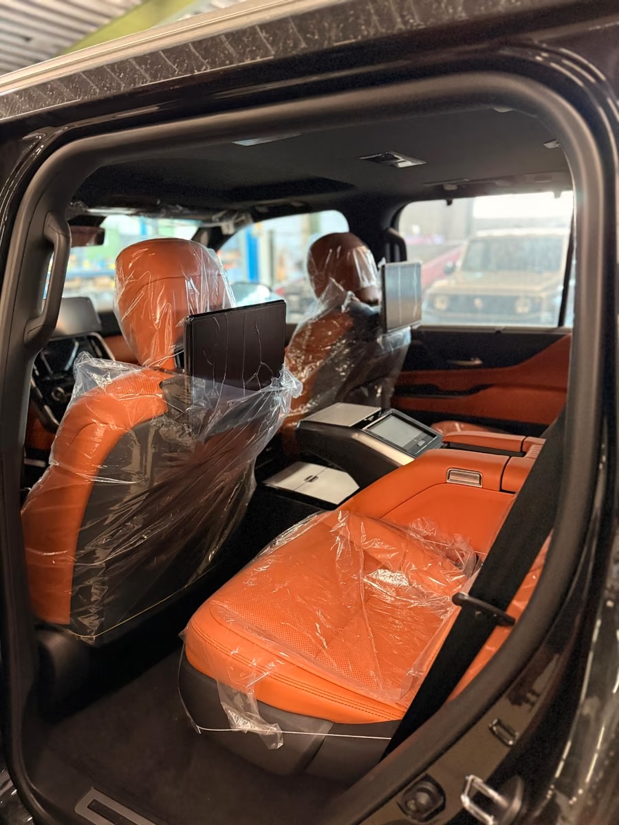 2026 Lexus LX 500d VIP 4-Seater / 3.3L Twin-Turbo Diesel AWD for export from Japan