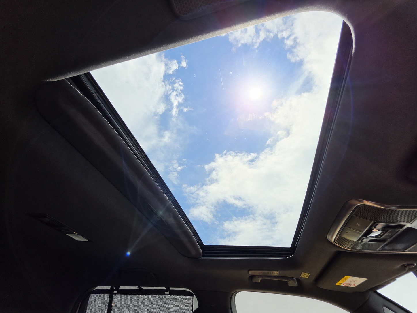2026 Lexus LX 700h 4WD / Rear Entertainment, Mark Levinson & Modellista for export from Japan