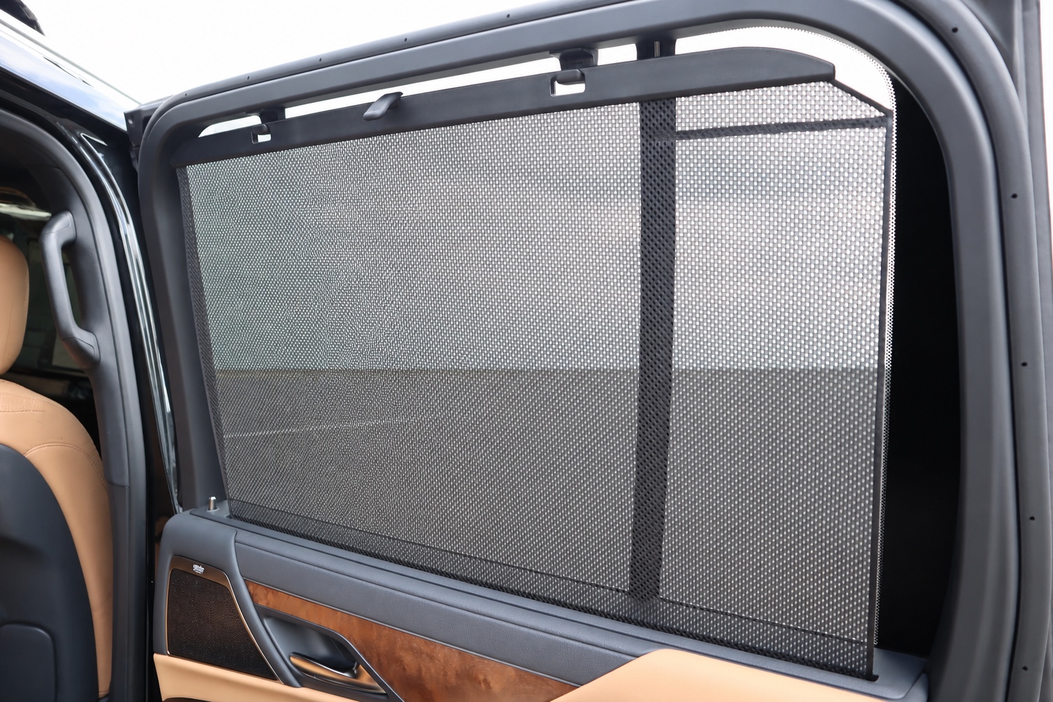 2026 Lexus LX 700h 4WD / Modellista, Mark Levinson & Rear Entertainment JDM for export from Japan