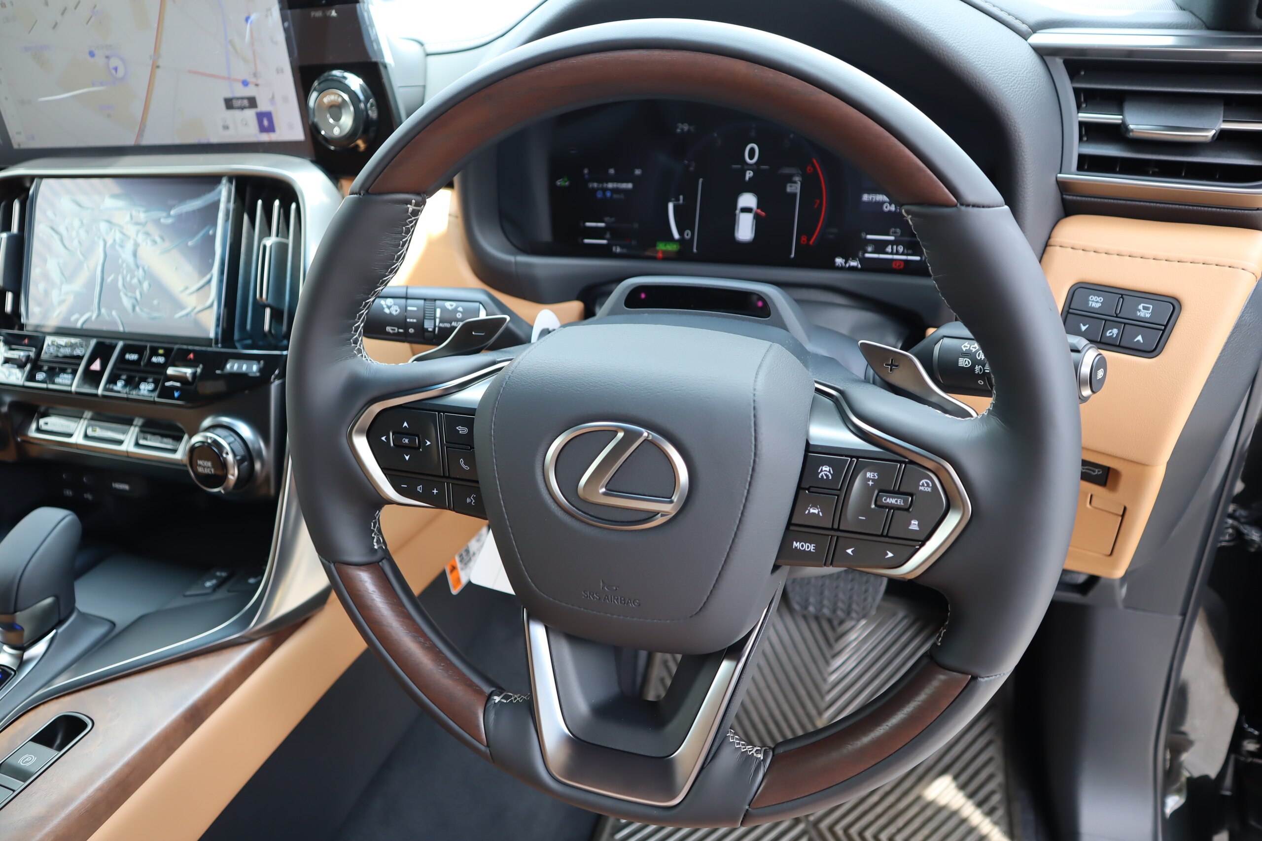 2026 Lexus LX 700h 4WD / Modellista, Mark Levinson & Rear Entertainment JDM for export from Japan