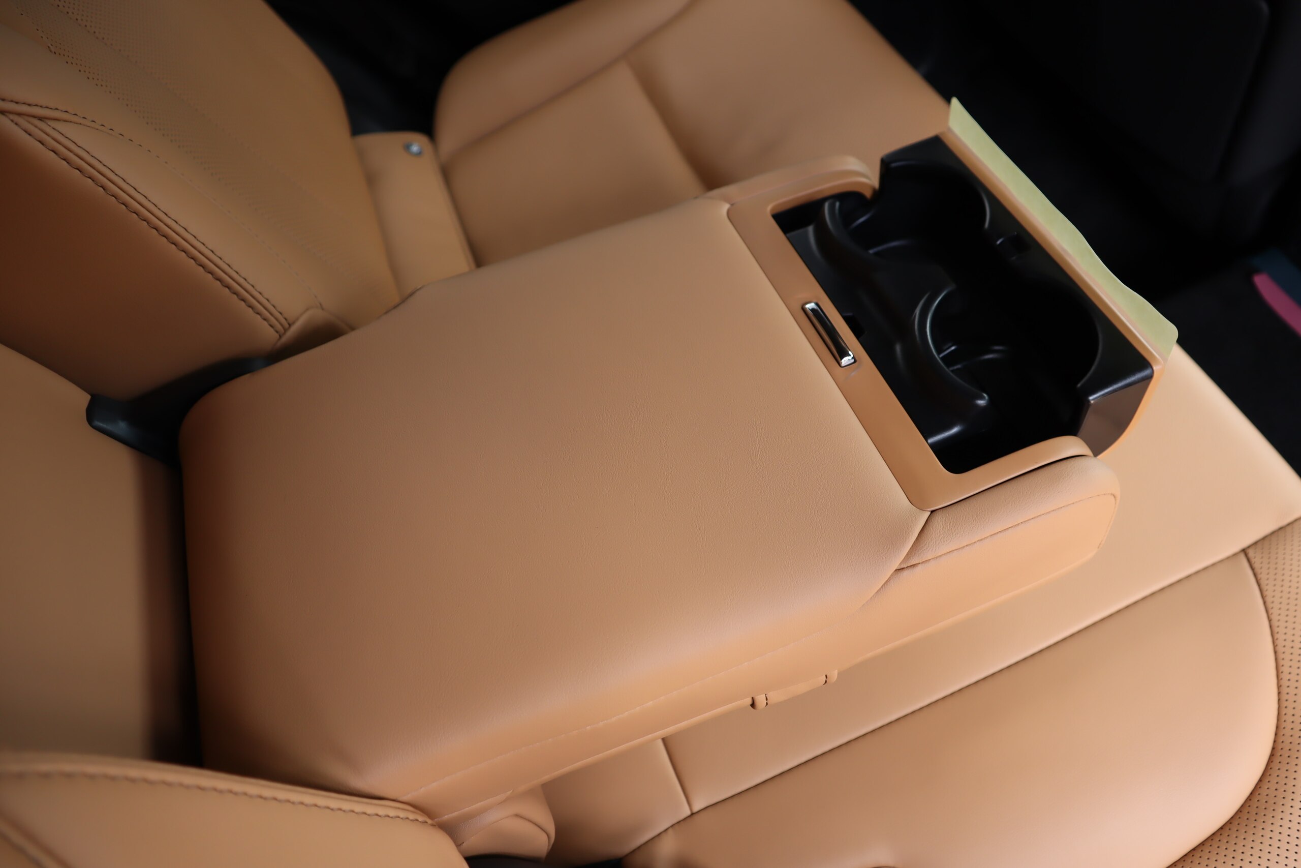 2026 Lexus LX 700h 4WD / Modellista, Mark Levinson & Rear Entertainment JDM for export from Japan