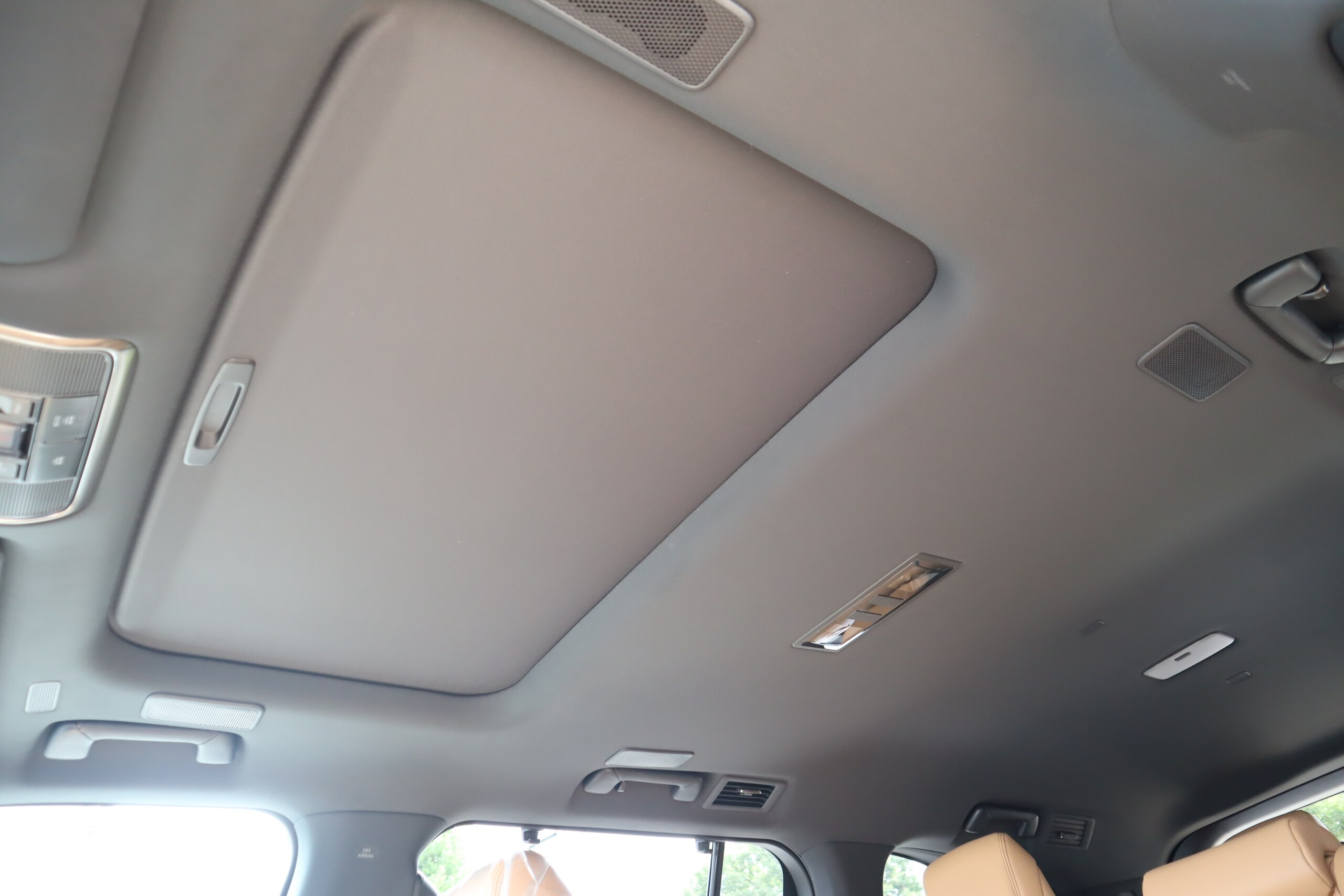 2026 Lexus LX 700h 4WD / Modellista, Mark Levinson & Rear Entertainment JDM for export from Japan