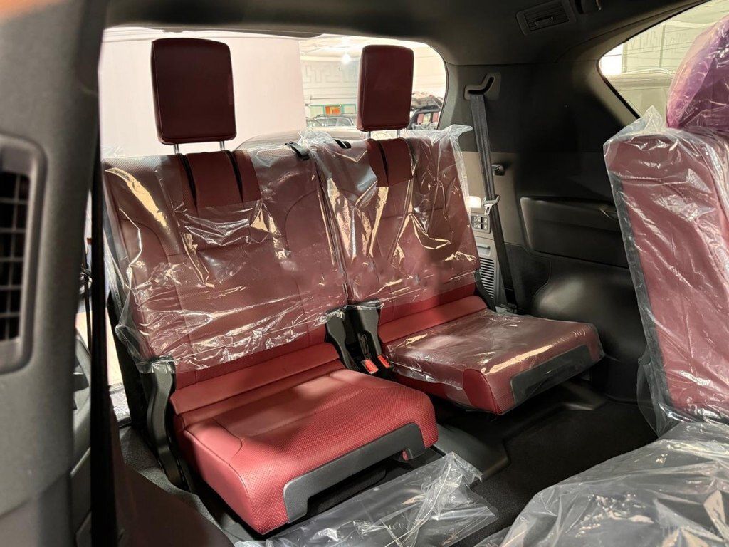2026 Lexus LX600 Urban LHD 4WD 3.5L V6 Twin Turbo for export from Japan