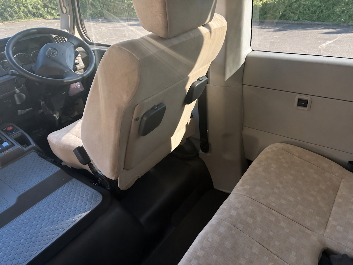 2026 Toyota Coaster Long / 25-Seater, Split Rear Doors & Automatic Swing Door JDM for export from Japan