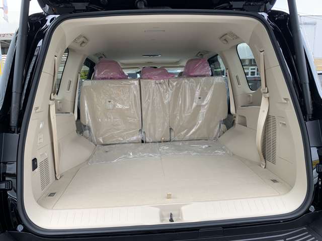 2026 Toyota Land Cruiser 300 ZX 3.5L Twin-Turbo 4WD for export from Japan