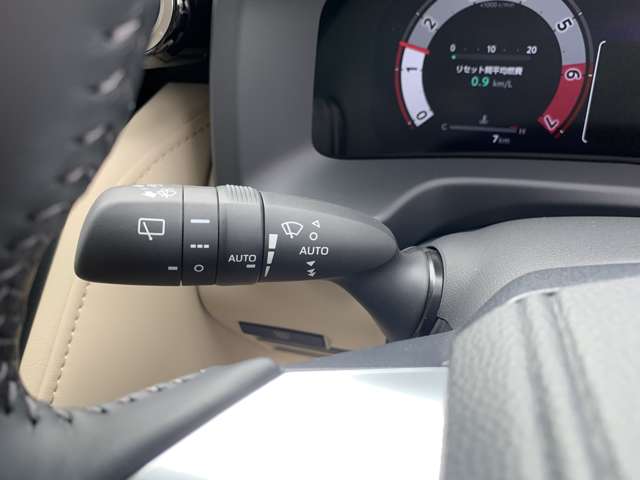 2026 Toyota Land Cruiser 300 ZX 3.5L Twin-Turbo 4WD for export from Japan