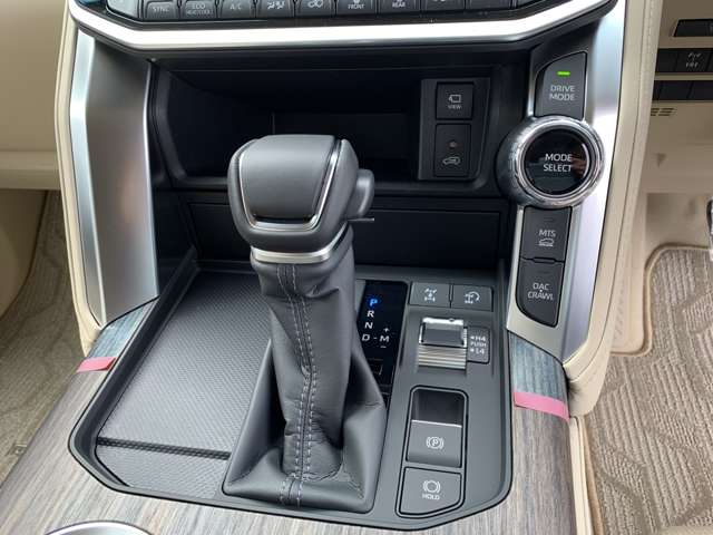 2026 Toyota Land Cruiser 300 ZX 3.5L Twin-Turbo 4WD for export from Japan