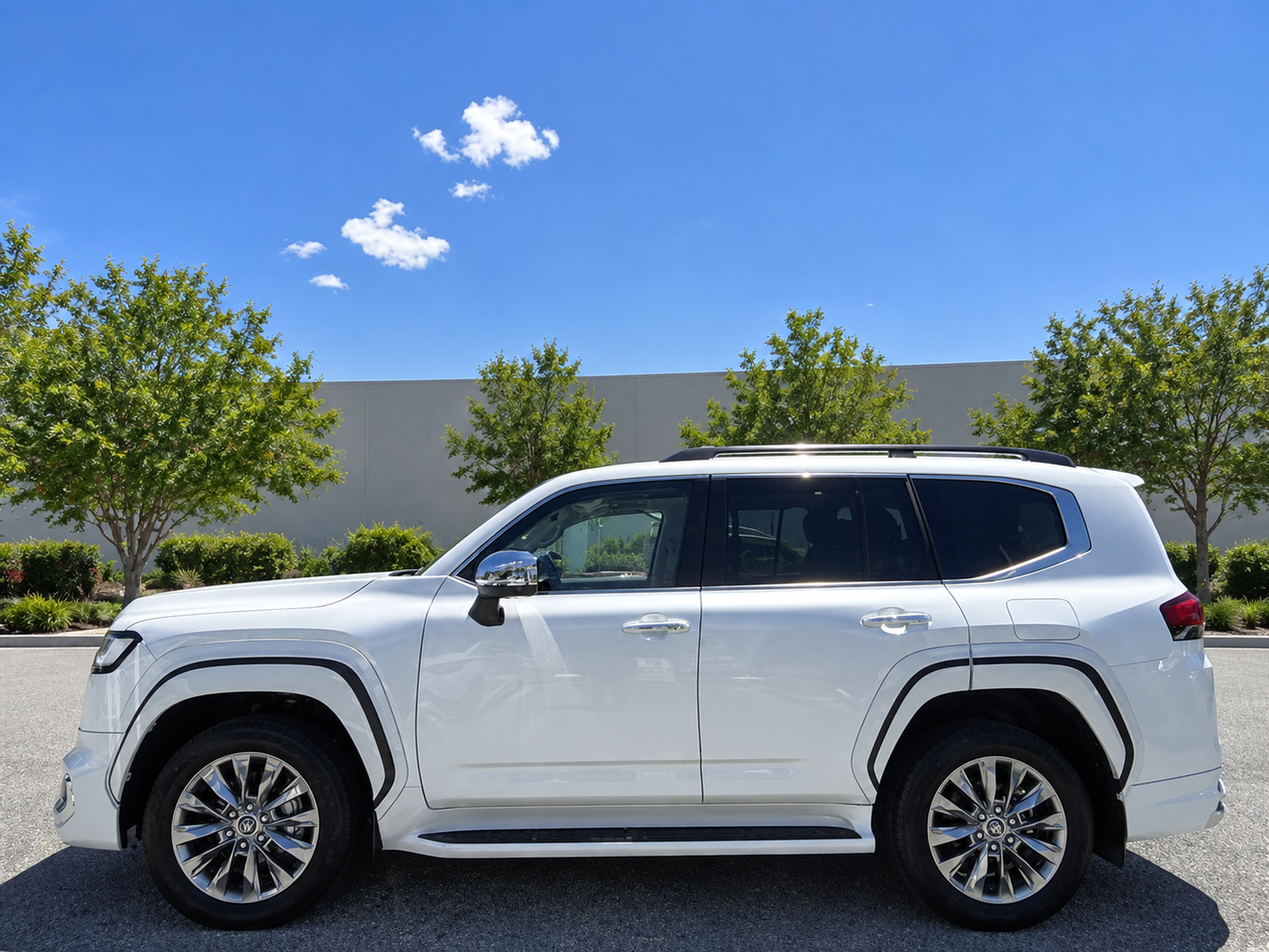 2026 Toyota Land Cruiser 300 ZX 3.3 Diesel Turbo 4WD Modellista for export from Japan