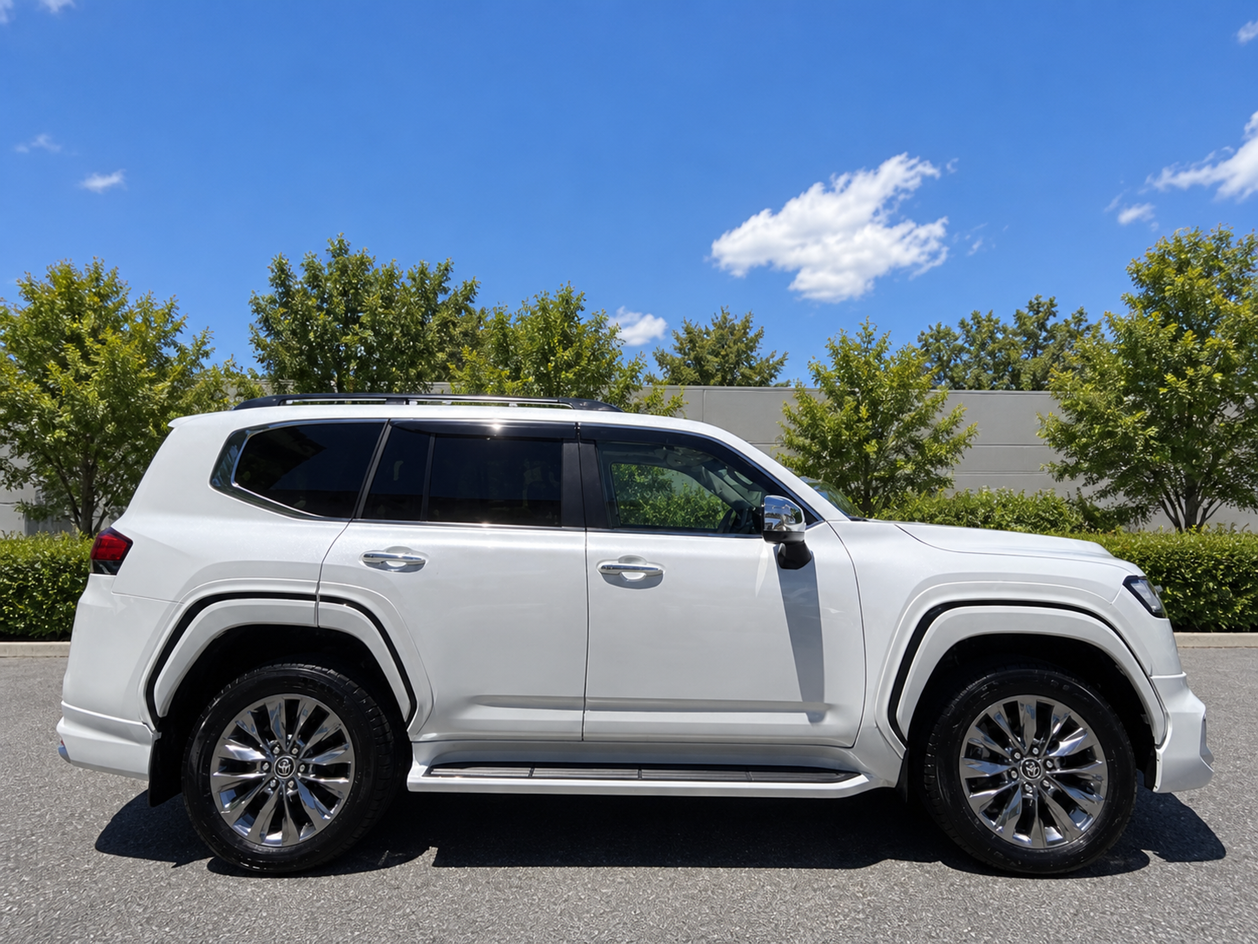 2026 Toyota Land Cruiser 300 ZX 3.3 Diesel Turbo 4WD Modellista for export from Japan