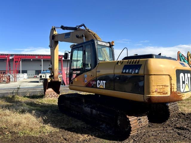 Caterpillar 320D Excavator for export from Japan