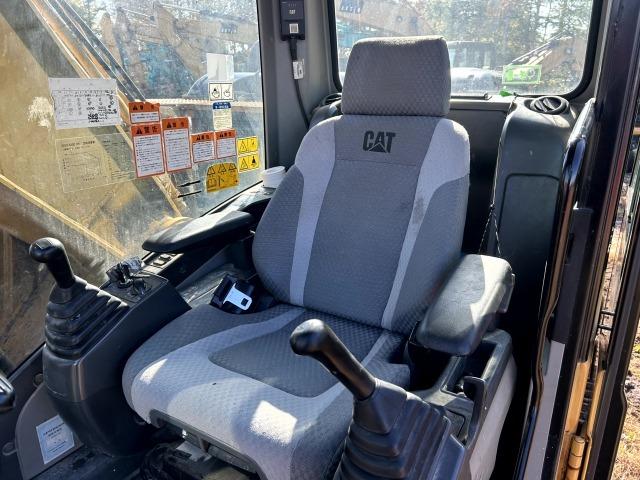 Caterpillar 320D Excavator for export from Japan