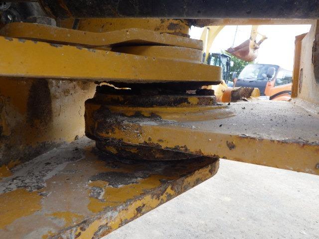 Kawasaki 62Z7 Wheel Loader for export from Japan