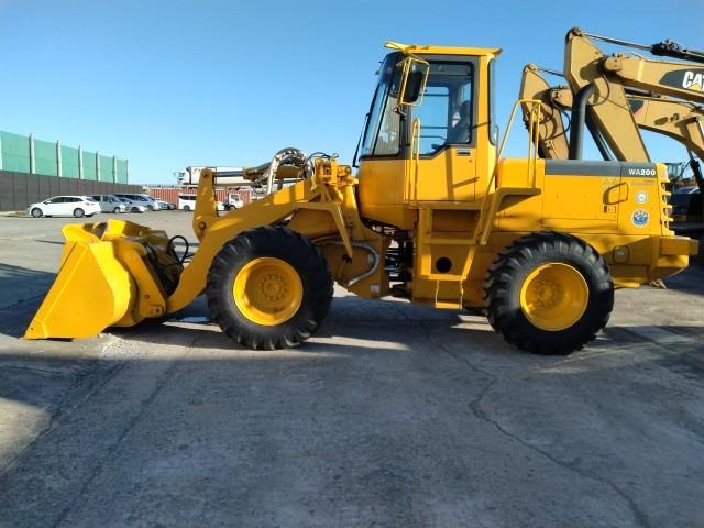 Komatsu WA200-3E Wheel Loader for export from Japan