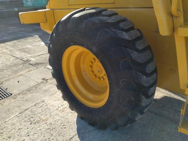 Komatsu WA200-3E Wheel Loader for export from Japan