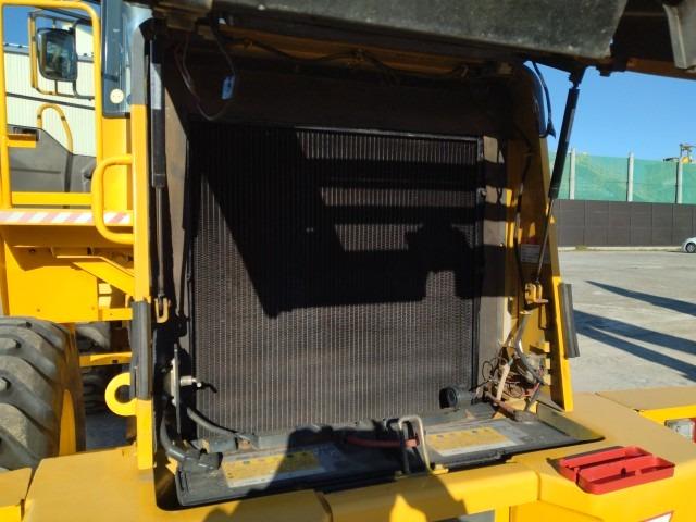 Komatsu WA200-3E Wheel Loader for export from Japan