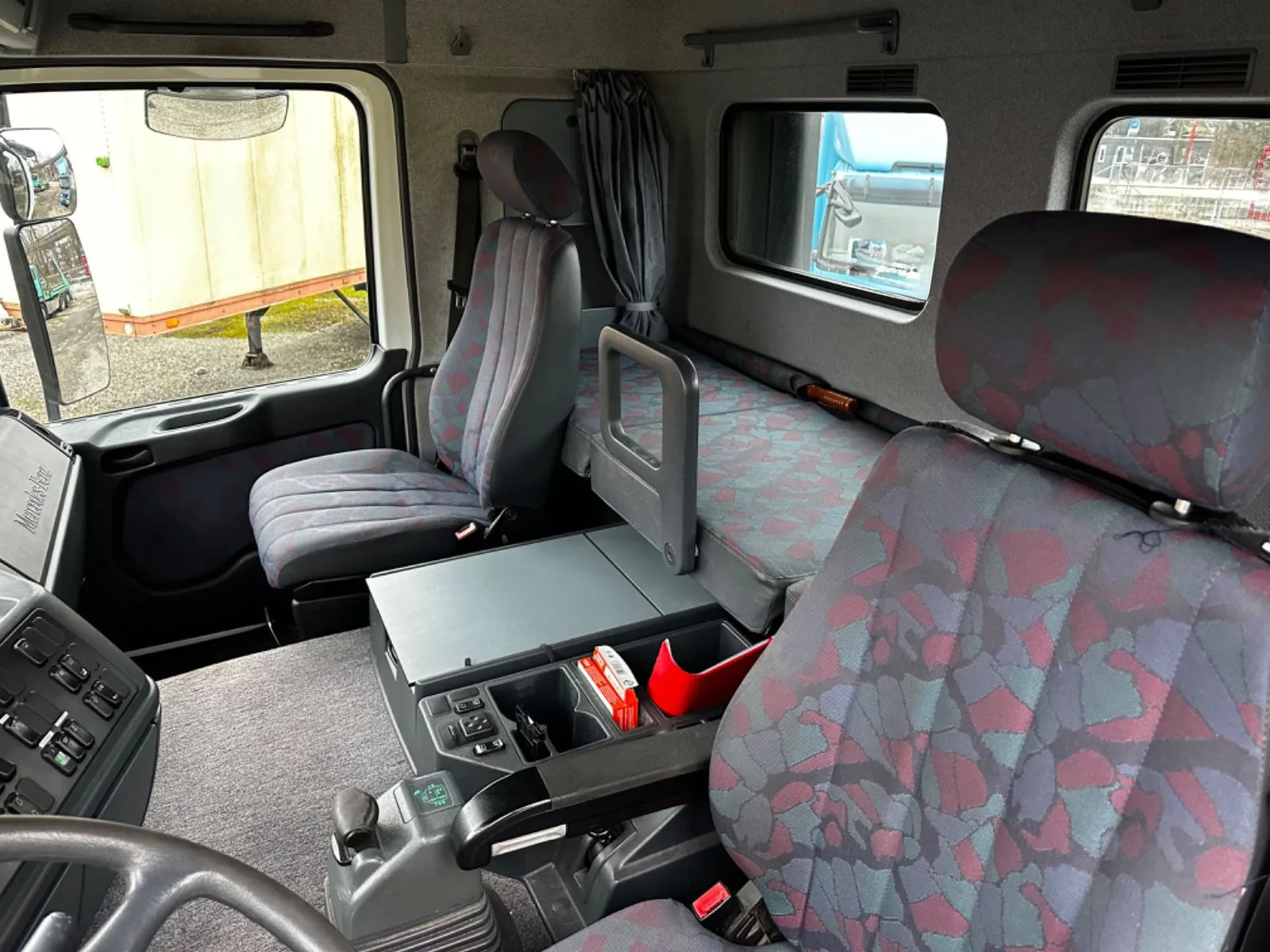 2000 Mercedes-Benz Actros 2648 V8 6x4