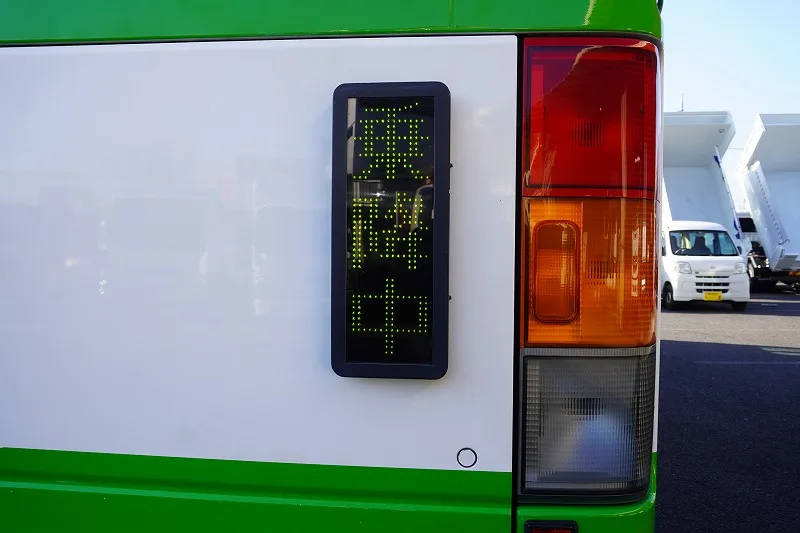 2015 (June)  ISUZU GARAMIO SHUTTLE BUS – 53 SEATER!