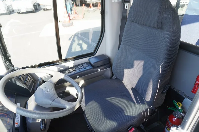 2015 (June)  ISUZU GARAMIO SHUTTLE BUS – 53 SEATER!