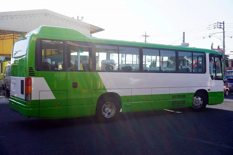 2015 (June)  ISUZU GARAMIO SHUTTLE BUS – 53 SEATER!