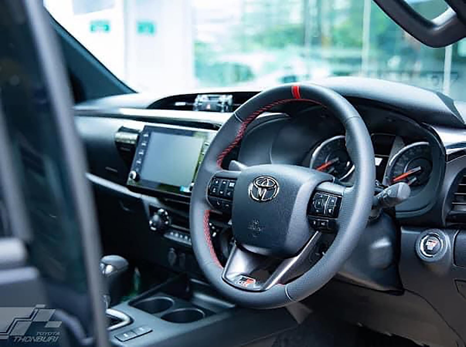 2022 RHD Toyota Hilux GR Sport double cab ( Pickup )  2.8 automatic 4×4 (No.560461) for export from Japan
