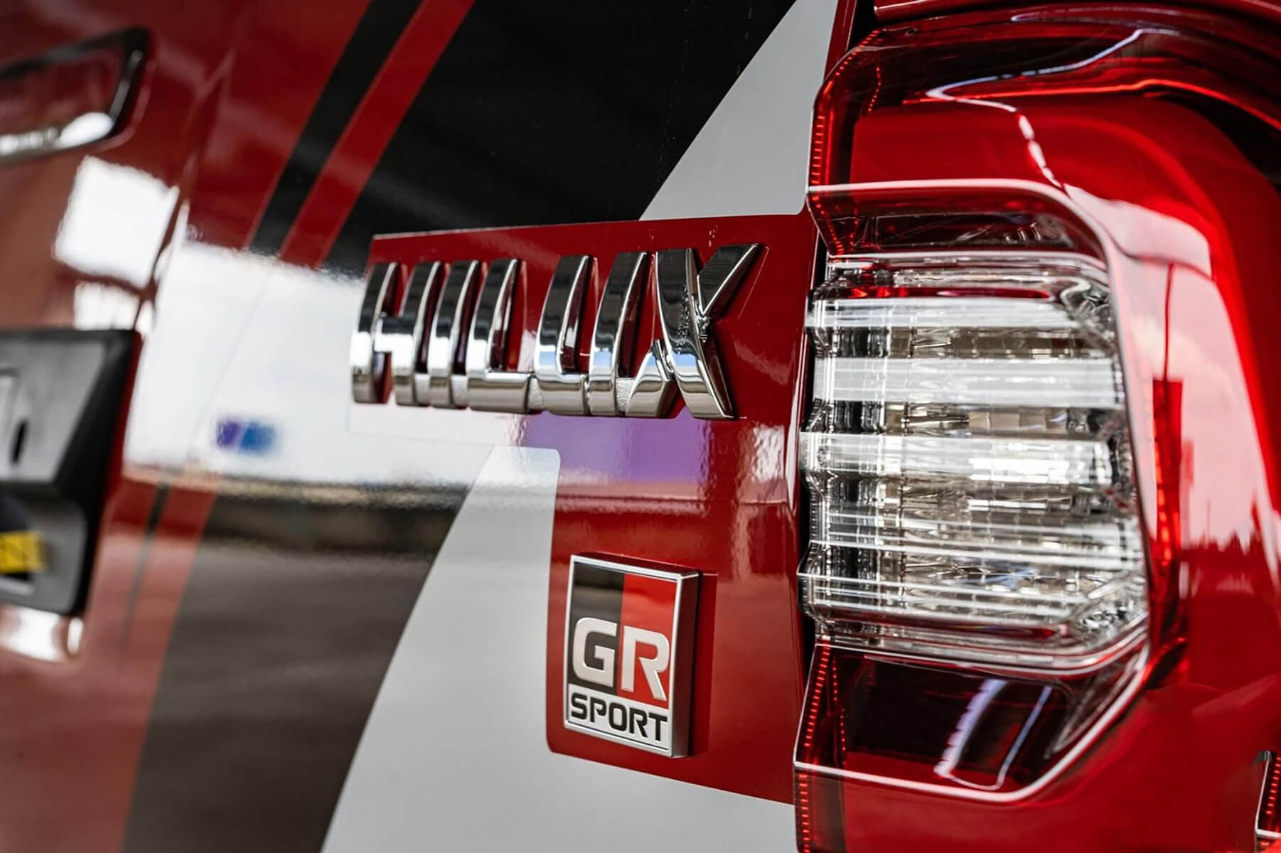 2022 RHD Toyota Hilux GR Sport double cab ( Pickup )  2.8 automatic 4×4 (No.560461) for export from Japan
